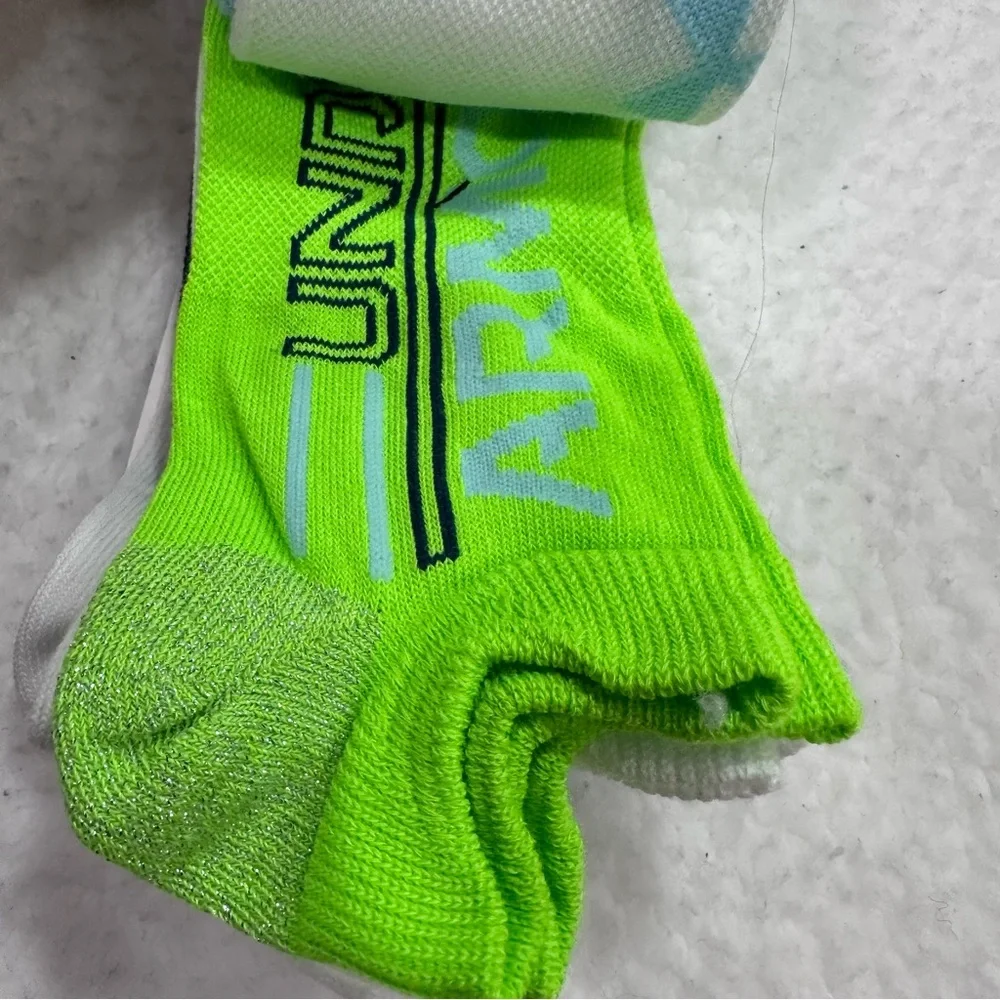 Girl’s Under Armour Socks